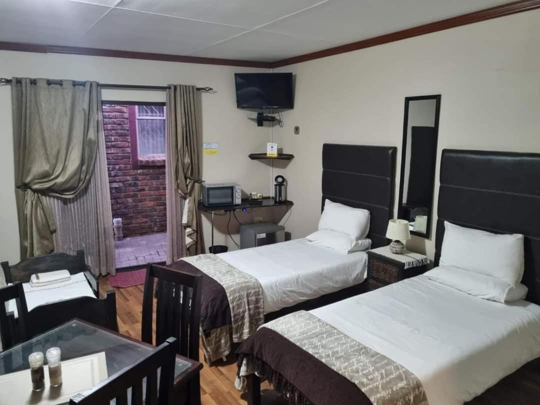 7A Jameson Guesthouse Kimberley Zimmer foto